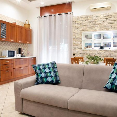 Апартаменты Lazzarella House Неаполь Экстерьер фото